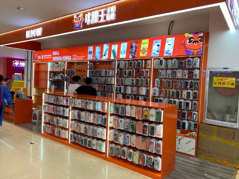 小成本創(chuàng)業(yè)：開(kāi)一家手機(jī)貼膜店更輕松